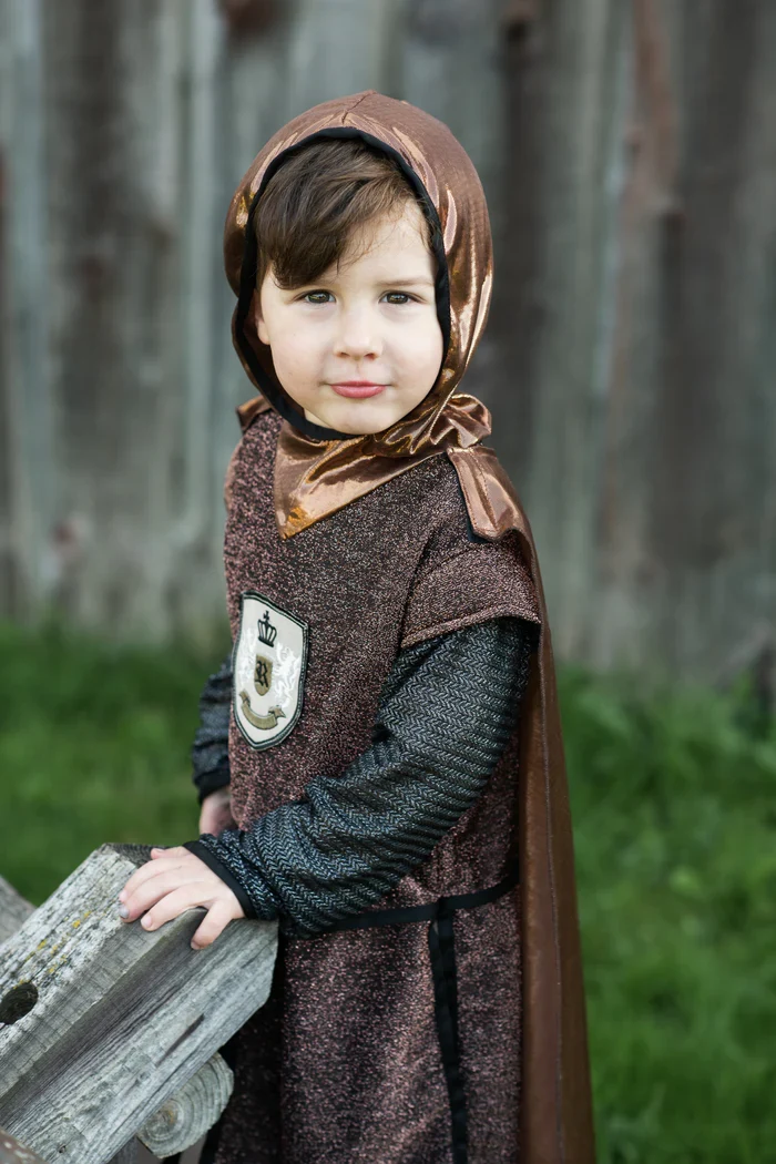 Great Pretenders - Déguisement de chevalier avec cape - Brillant cuivre - 3-4 ans