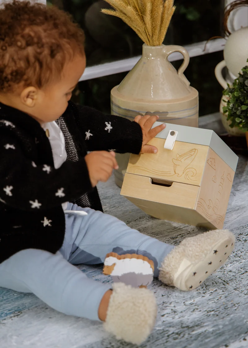 Wooden Musical Souvenir Box - Ocean