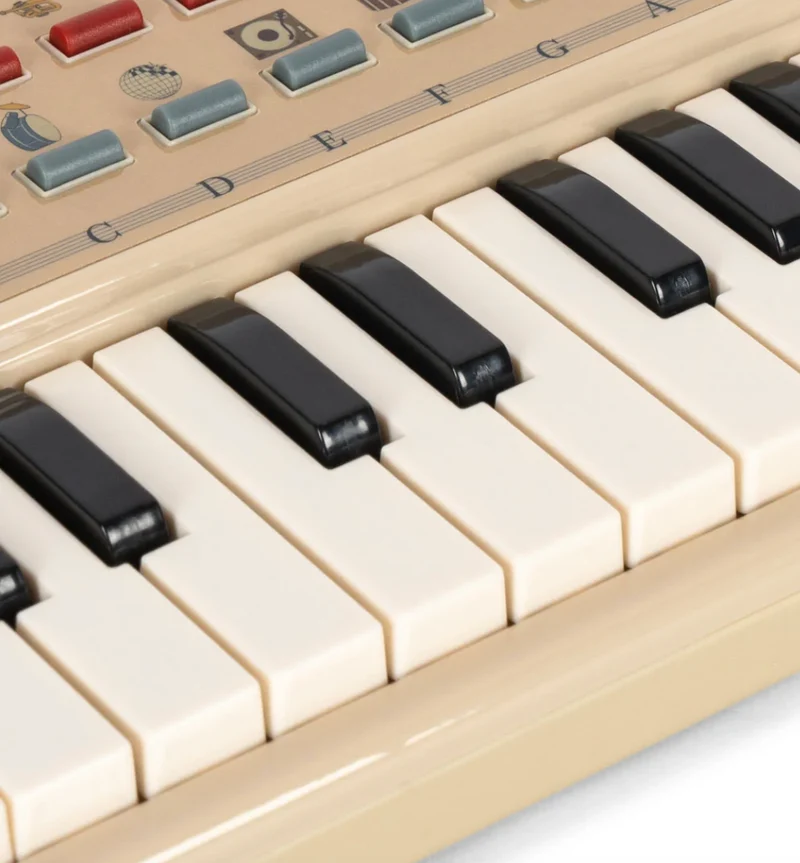 Grand piano musical