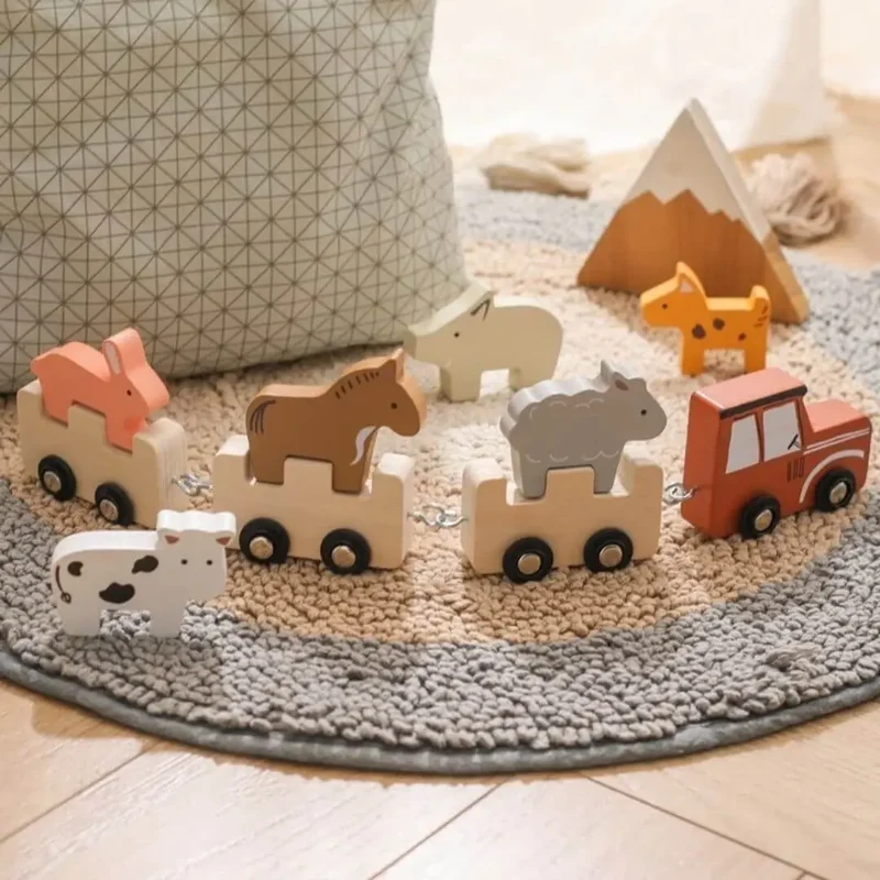 Train en Bois avec Animaux à Trier – FarmTrain™
