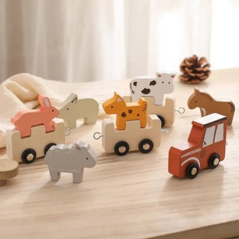 Train en Bois avec Animaux à Trier – FarmTrain™