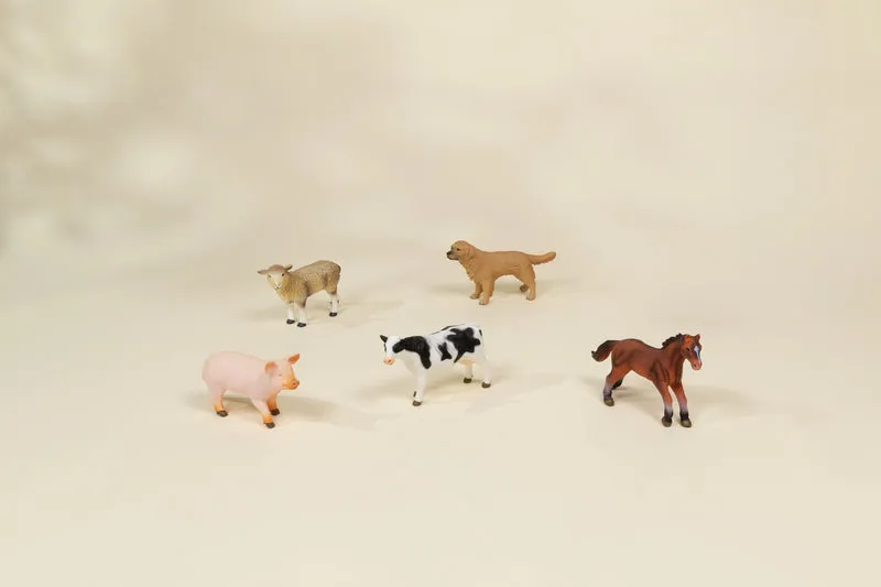 Large Farm Animal Play Figurine – Dog