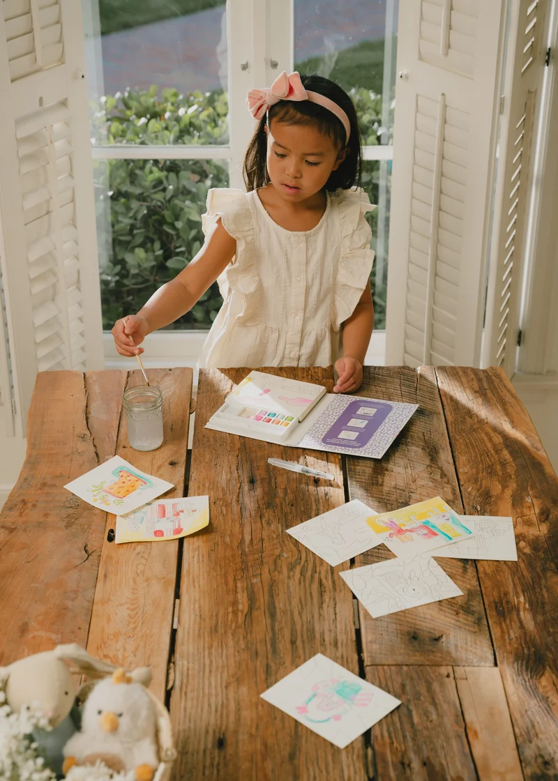 Watercolor Garden Party Painting Book - 30 pages