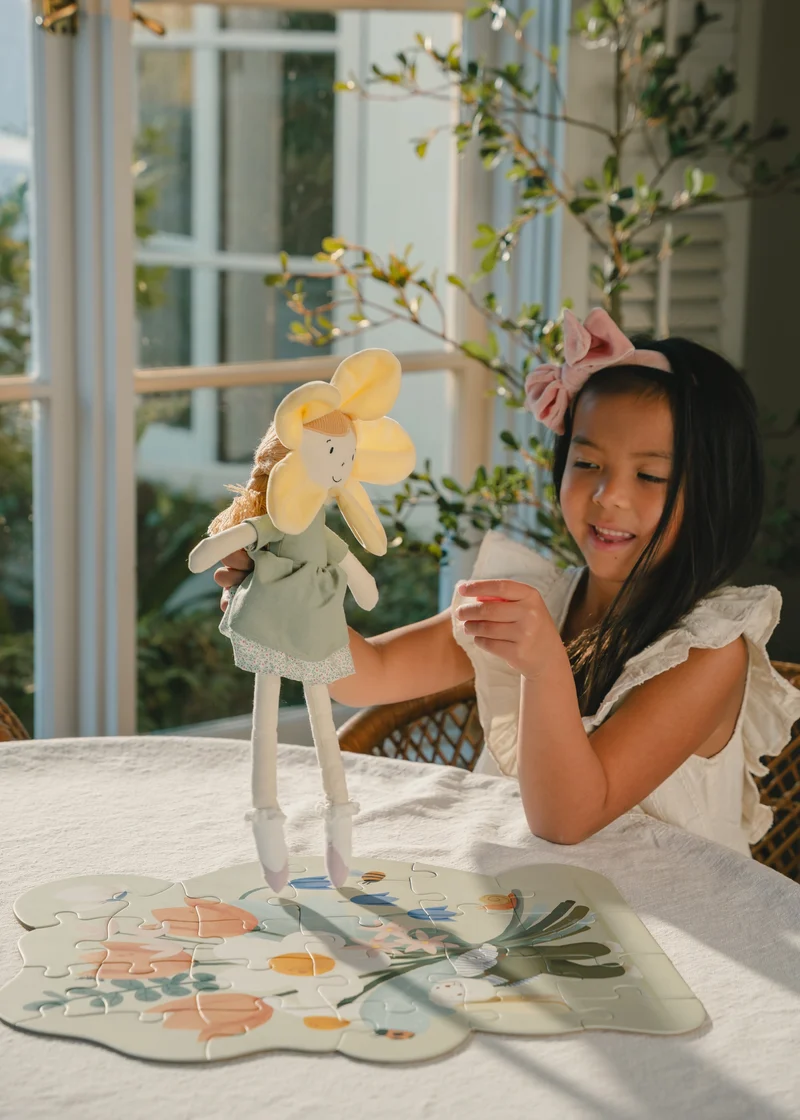 Early Learners Puzzle – Coco in Bloom (24 pcs)