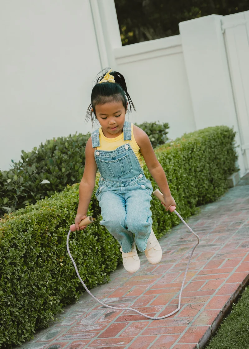 Wooden Handle Skipping Rope – Ocean Twist