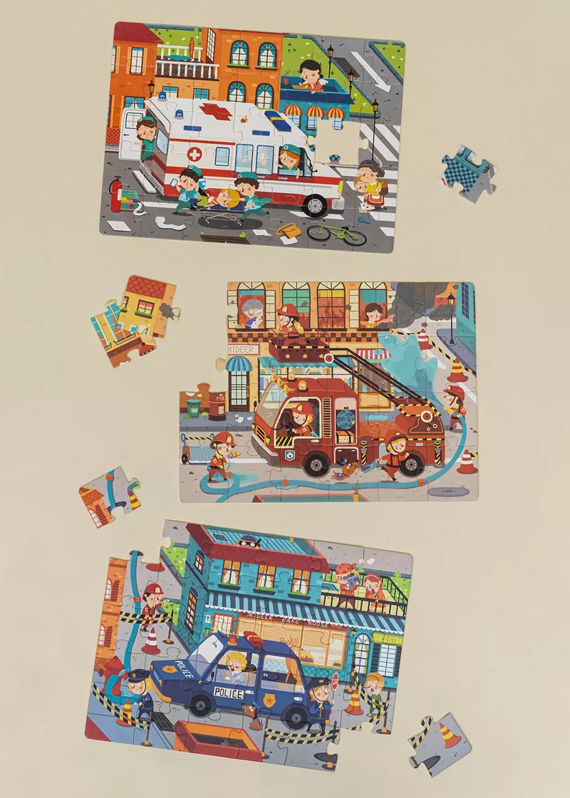 Level Up Puzzles Level 3 - Everyday Heroes (3 puzzles)