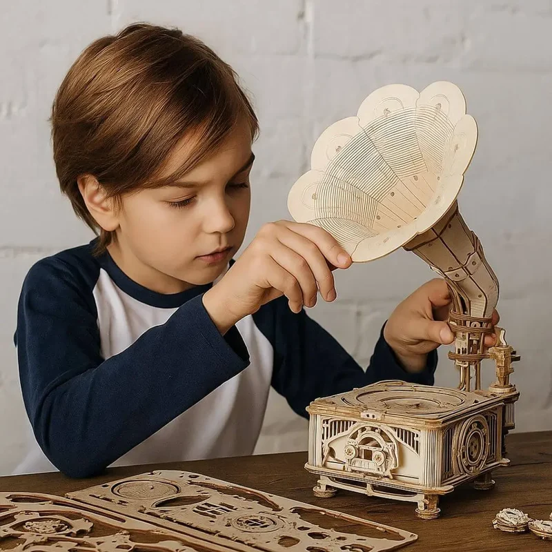Puzzle 3D en Bois Gramophone Vintage – RetroGear™