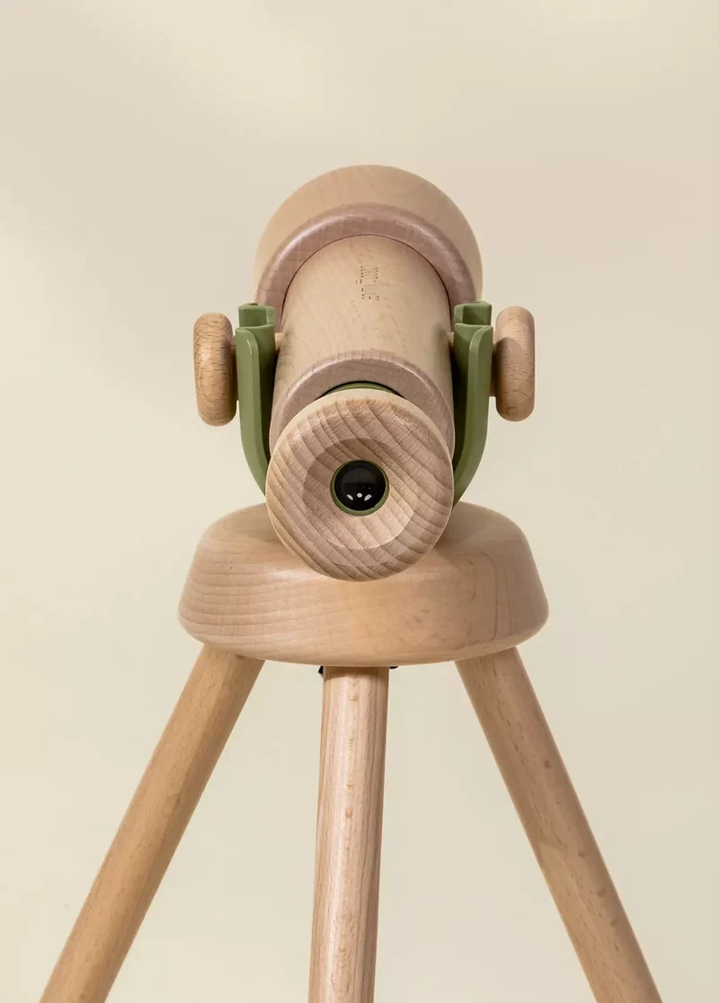 Wooden Tripod Telescope – 15x Zoom
