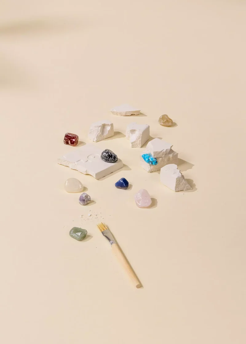Gemstones & Fossil Geoligical Excavation Set