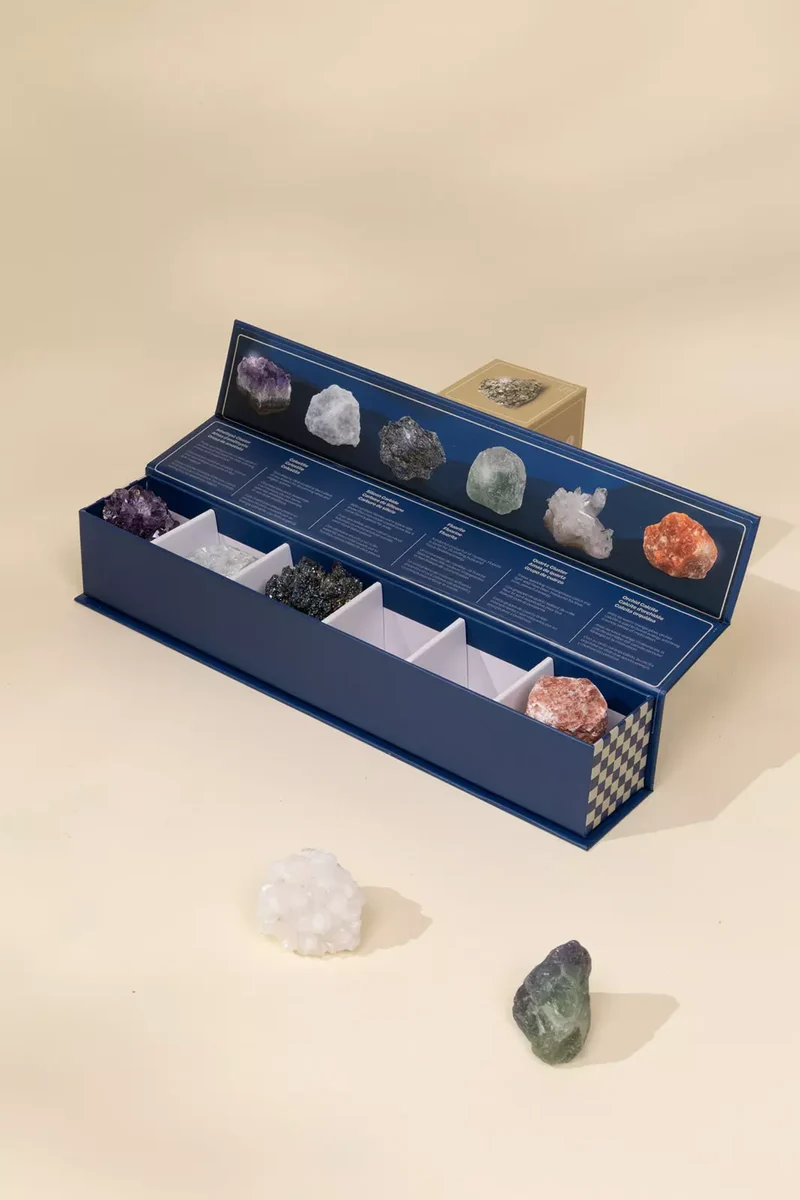 Set of 6 collectible Minerals - Mystic Pebbles