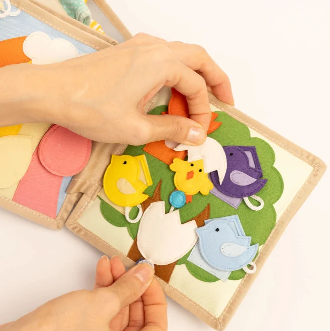 Livre d'activités | Bébé montessori