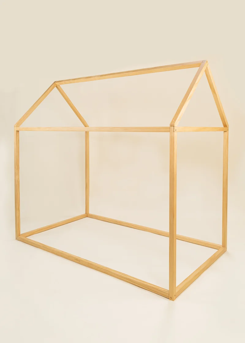 House structure - Natural Wood