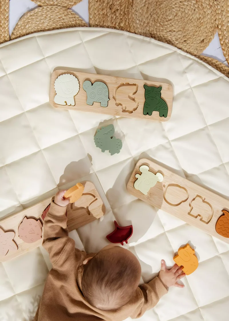 Silicone Puzzle on Wooden Plate - Savana