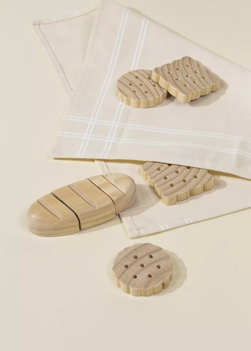 Wooden Picnic Playset and Accessories