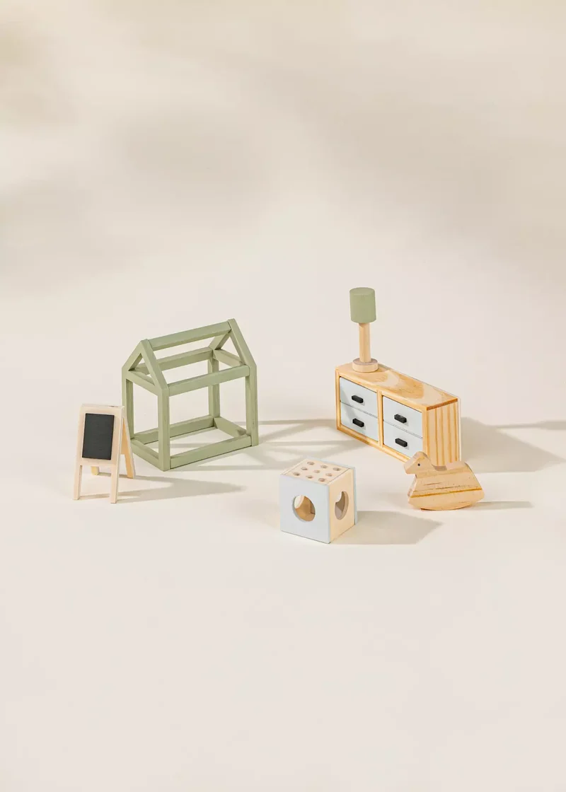 Wooden Doll House Kids Room Furniture (10pcs)