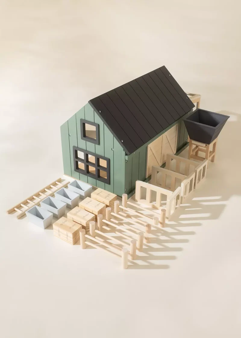 Wooden Farm & Accessories Set