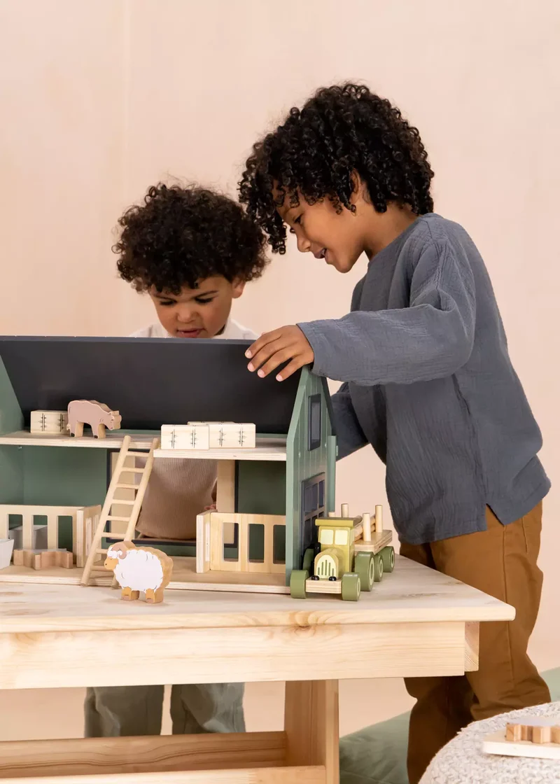 Wooden Farm & Accessories Set
