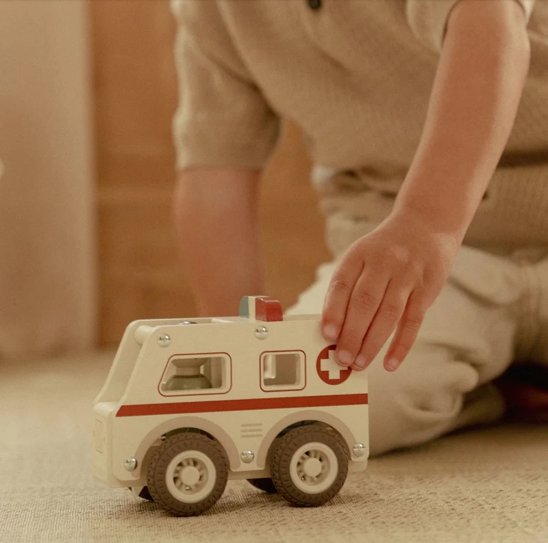 Véhicules 1er âge | Ambulance