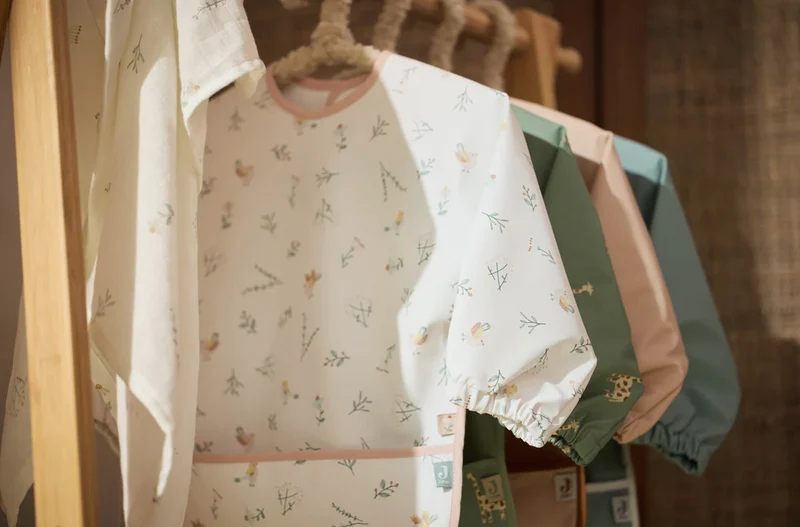 Bavoir à manches | Lovely Birds